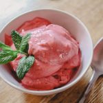 Nicecream aus Bananen und TK-Himbeeren